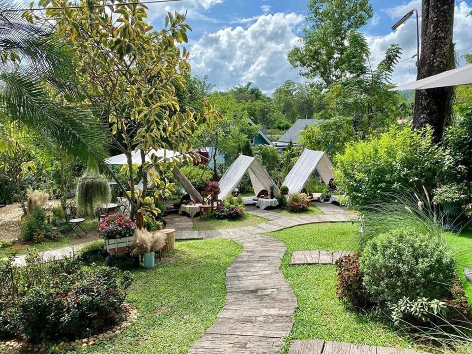 Baan Jaokorkluay บ้านเจ้ากอกล้วย Chiang Rai Exteriör bild