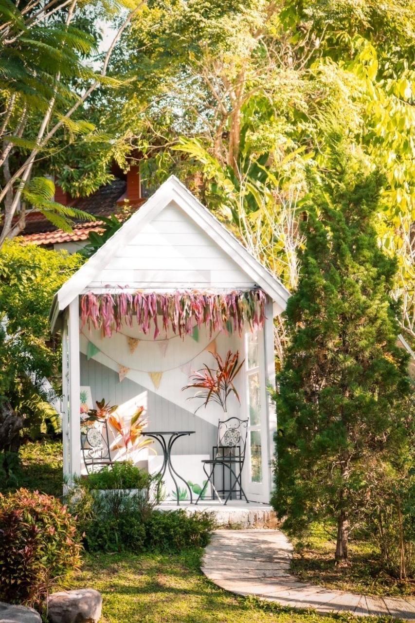 Baan Jaokorkluay บ้านเจ้ากอกล้วย Chiang Rai Exteriör bild